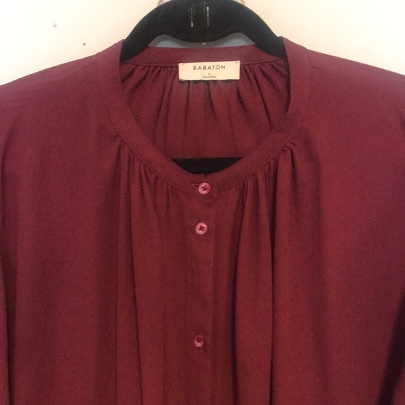 Aritzia Babaton Burgundy/ Maroon Pleated Button Up Blouse - Picture 5 of 11